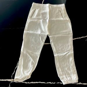 Athleta Cabo Linen Joggers